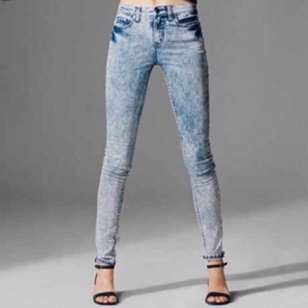 ⭐️BDG vintage jeans size 29 NWOT